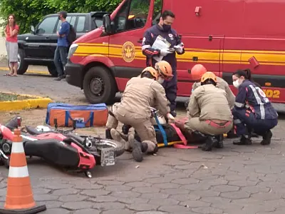 Motociclista é levado inconsciente para Pronto Socorro