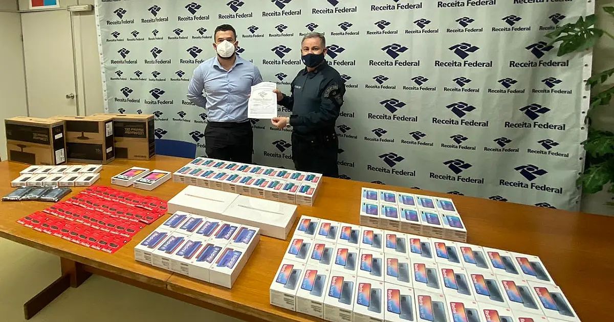 Receita Federal destina mais de 150 mil reais em mercadorias para PM de Corumbá