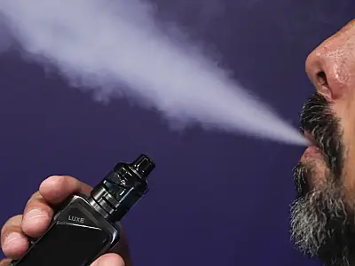 Anvisa publica resolução que proíbe cigarro eletrônico no Brasil