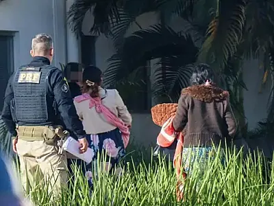 Três mulheres são flagradas com 30 kg de cocaína na BR 262