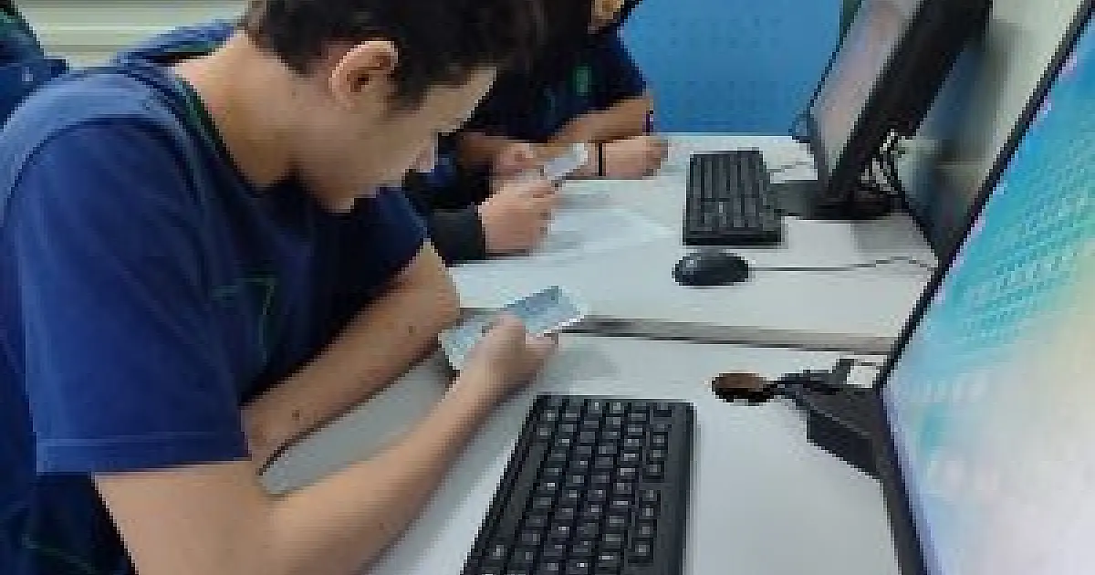 Celulares apreendidos em presídios recebem uso pedagógico nas escolas de MS
