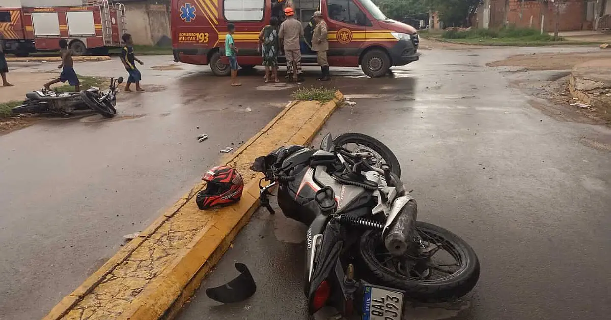 Colisão entre motos deixa condutores feridos no Guatós