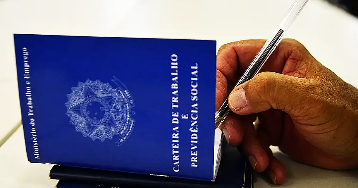 Brasil cria 255,3 mil postos de trabalho em fevereiro, aponta Caged