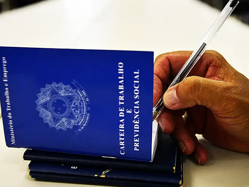 Semana começa com 17 vagas de emprego disponíveis em Corumbá
