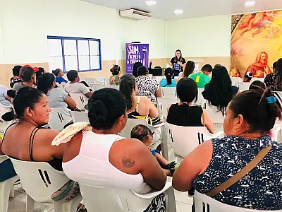 Para frear violência contra a mulher, Cidade Dom Bosco promove atividades sobre o Agosto Lilás