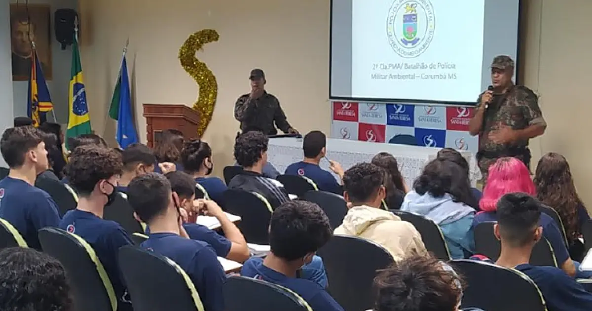 Estudantes de Corumbá participam de palestra sobre educação ambiental da PMA
