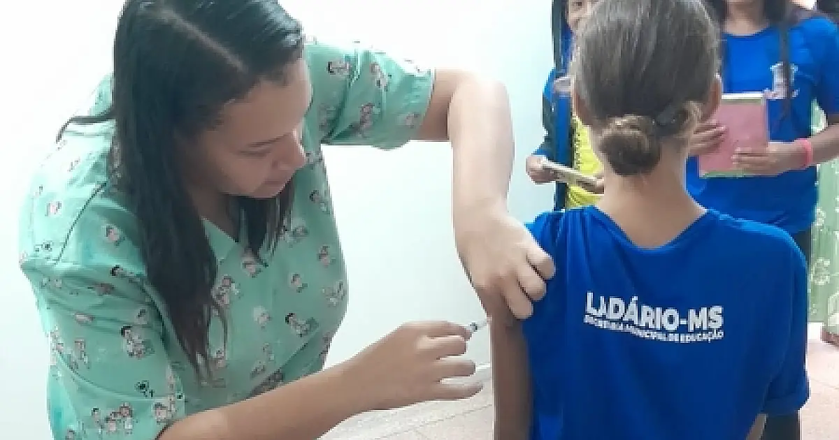 Ladário expande vacinação contra dengue nas escolas da rede municipal