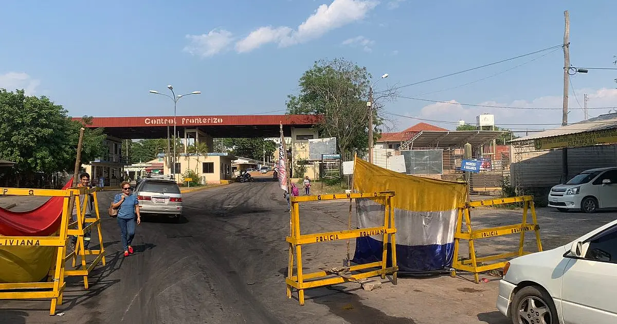 Fronteira com a Bolívia é parcialmente aberta para veículos pequenos