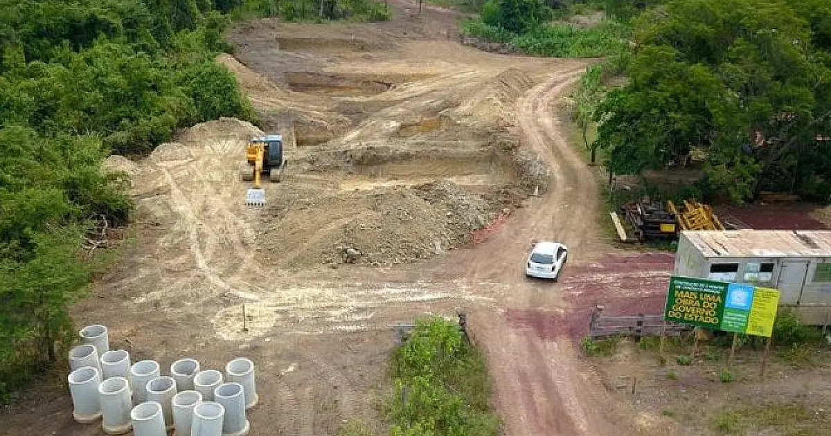 Chuvas atrasam cronograma de obra e afetam o tráfego no acesso ao Porto Esperança