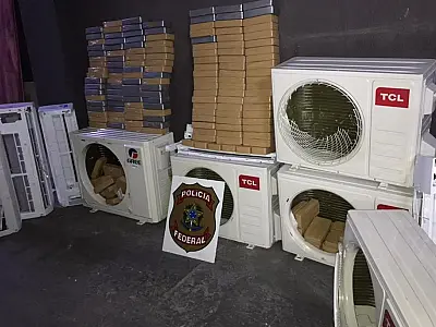 PF apreende 210 kg de pasta base em ônibus que seguia de Corumbá para Capital