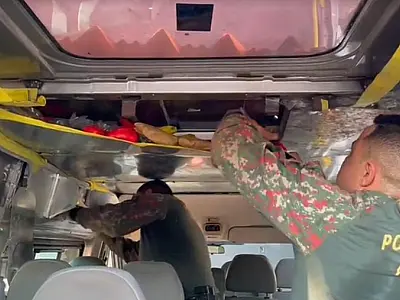 PMA prende casal e apreende van com 100 kg de maconha e 133 kg de skunk