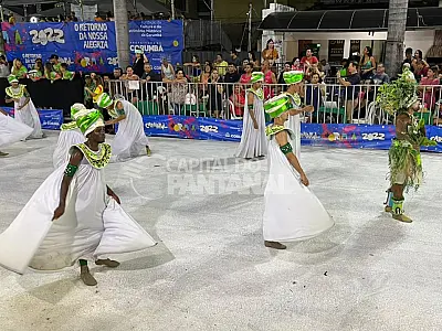 Mocidade da Nova Corumbá faz desfile com 100% das fantasias fabricadas na cidade