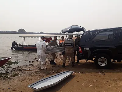 Corpo encontrado no Rio Paraguai tem ferimento de facada e corte no crânio