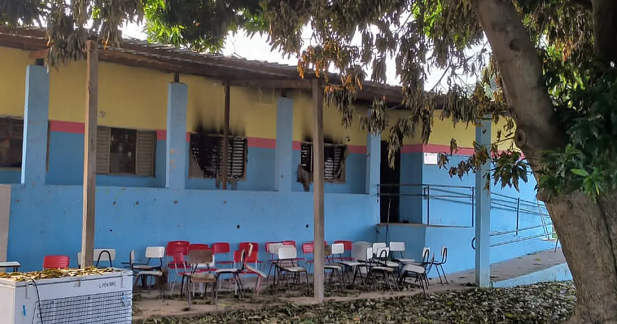 Incêndio atinge Escola Rural Paraguai Mirim