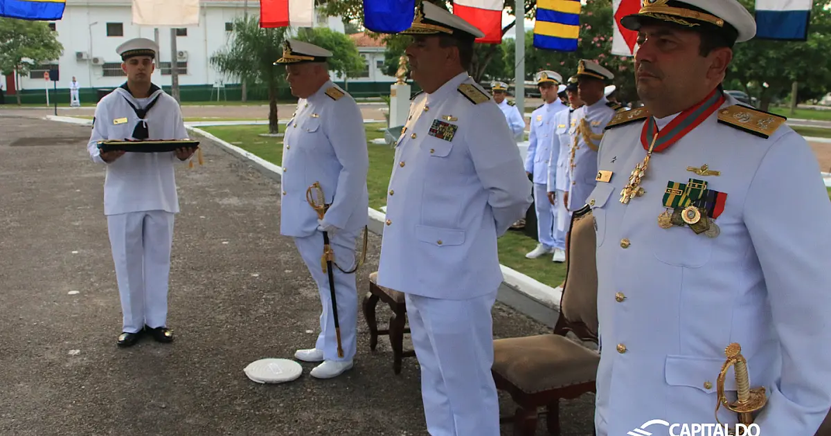 Cerimônia marca passagem de comando no 6&ordm; Distrito Naval