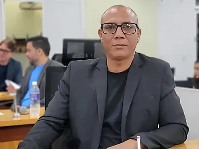 Hesley sugere que vacinação atenda servidores administrativos da Educação