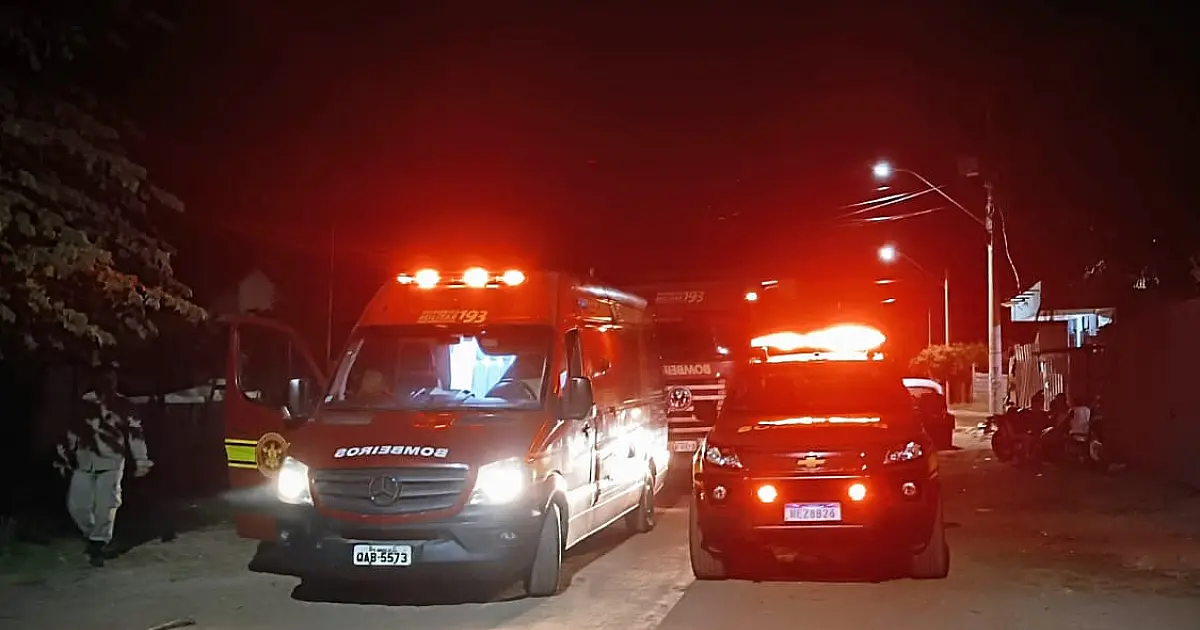 Incêndio causa perda total em casa do bairro Alta Floresta