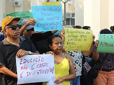 Educação se concentra mais uma vez e realiza nova Assembleia nesta quarta-feira (25)