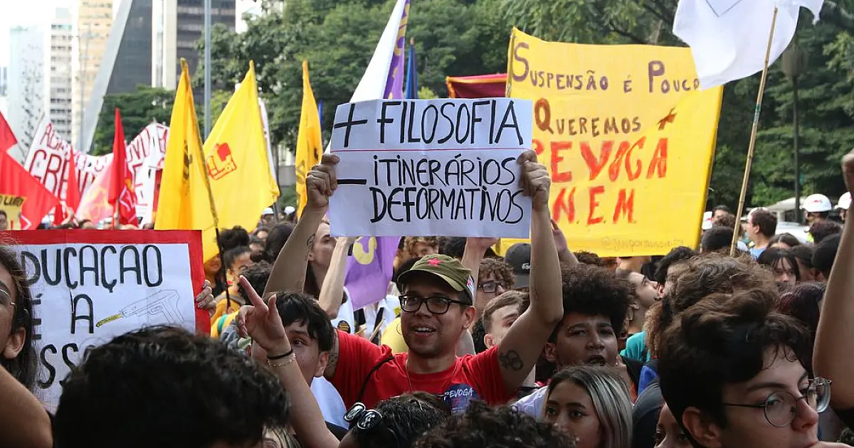 Dia do estudante é marcado por mobilizações em todo o país