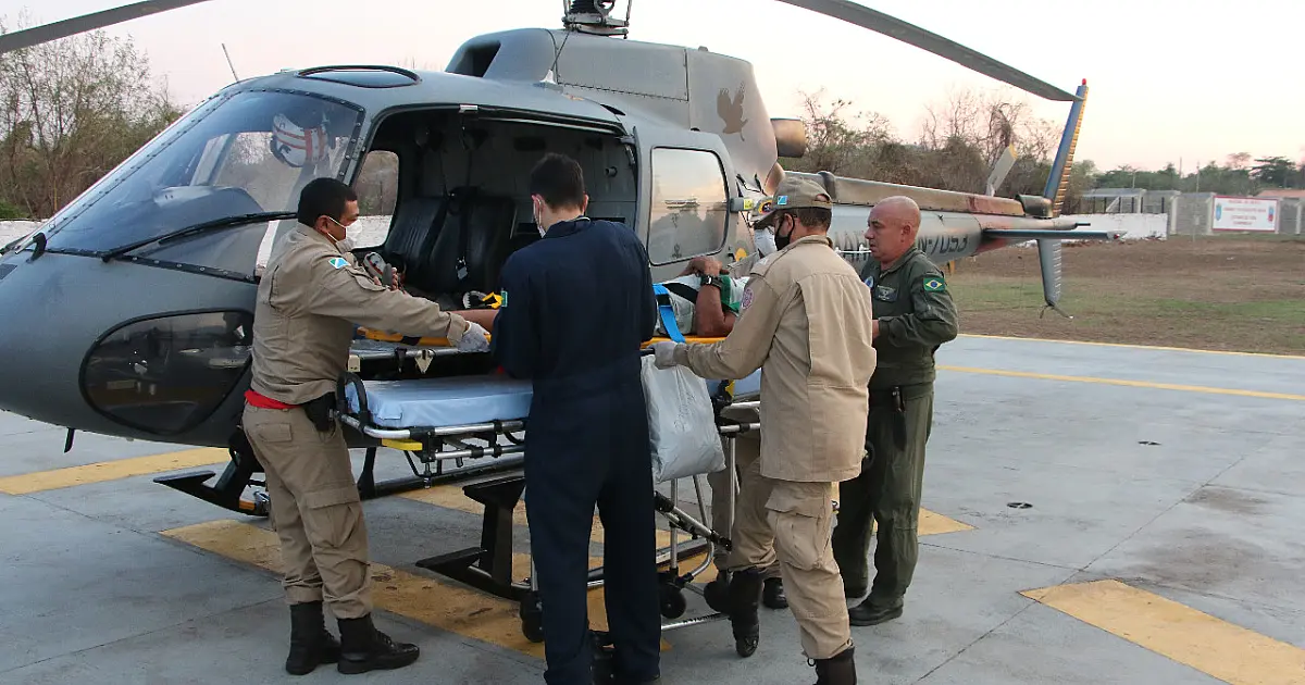 Homem ferido em queda de cavalo é resgatado de helicóptero no Paiaguás