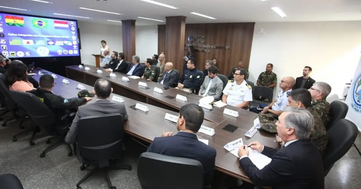 Programa do Governo Federal de combate a crimes fronteiriços reúne autoridades