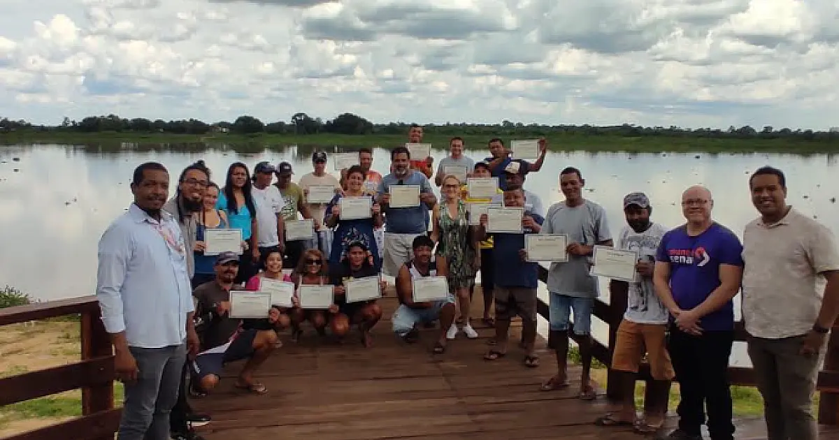 Curso de manutenção de motores de popa capacita 50 ribeirinhos em Corumbá