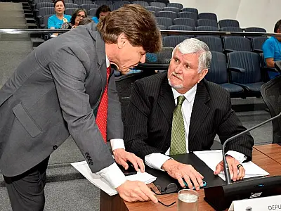 Deputados de MS clamam por maior ação humanitária no Pantanal