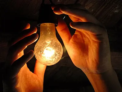Programa que vai pagar a conta de luz de 141 mil famílias é entregue na Assembleia