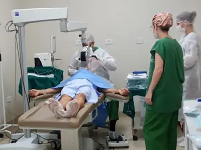 Pacientes de Ladário viajam neste domingo para operar catarata