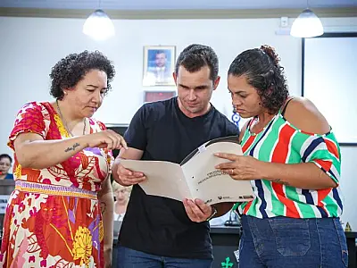 Governo beneficia 189 famílias com títulos de regularização fundiária no interior