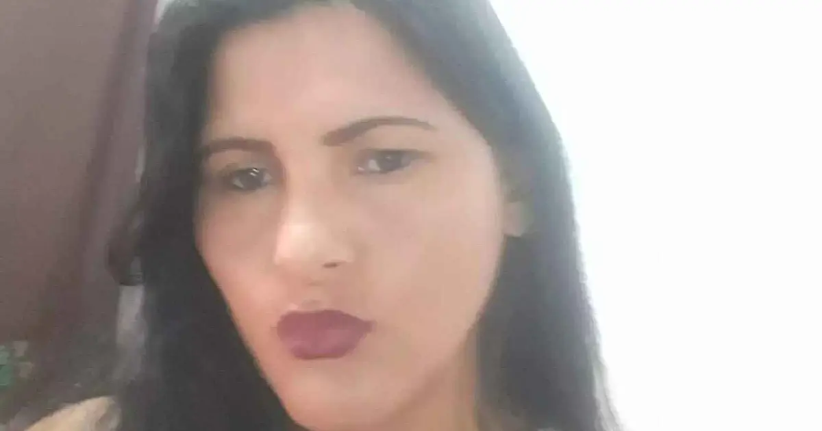 Familiares e amigos lamentam morte de mulher após briga com irmão em festa de aniversário