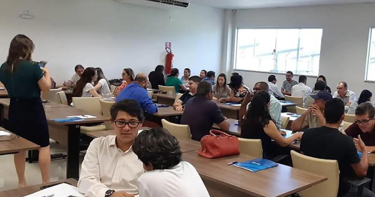 IEL oferece curso para quem deseja aperfeiçoar habilidades de liderança