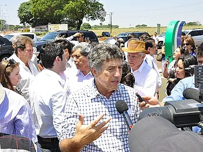 Zauith recebe André e afirma ter sentido firmeza na pré-candidatura