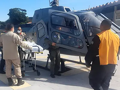 Idosa é resgatada por helicóptero em aldeia na divisa entre MS e MT
