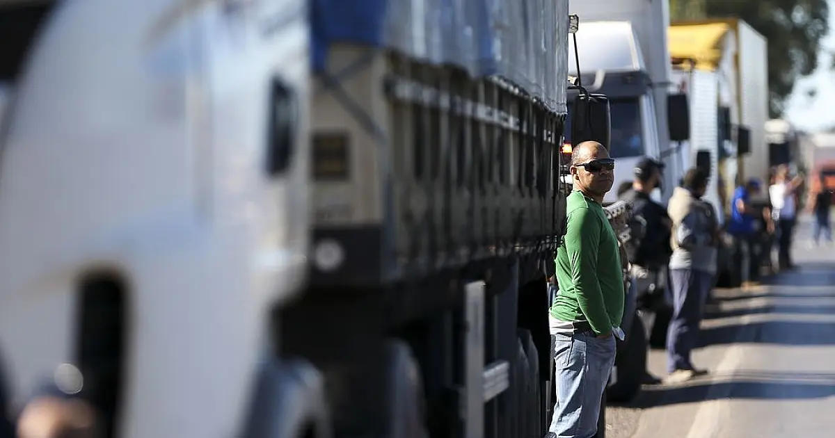 Prazo de declaração para Auxílio Caminhoneiro termina hoje