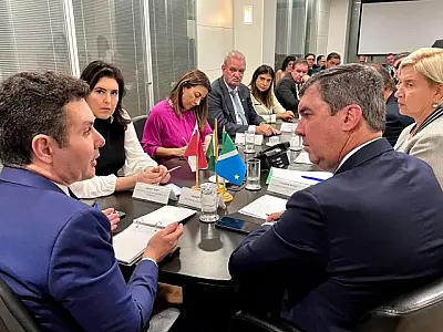 Riedel sai esperançoso de reunião com governo federal sobre habitação