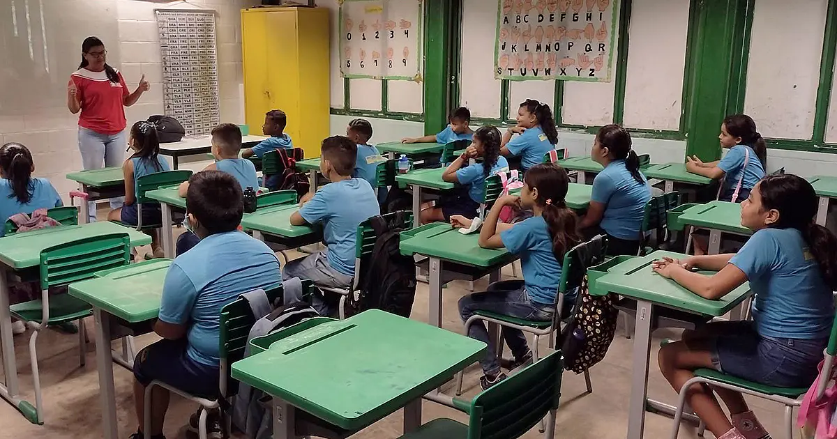 Cerca de 14 mil alunos retornam às aulas na Rede Municipal de Ensino