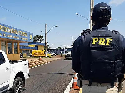 Operação Ano Novo 2022 da PRF inicia à meia noite de hoje