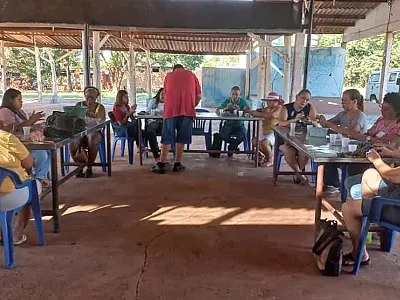 Projeto oferece oficina de modelagem em argila para artesãos de Ladário