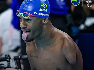 Nadador Gabriel Araújo conquista 1&ordm; ouro do Brasil na Paralimpíada