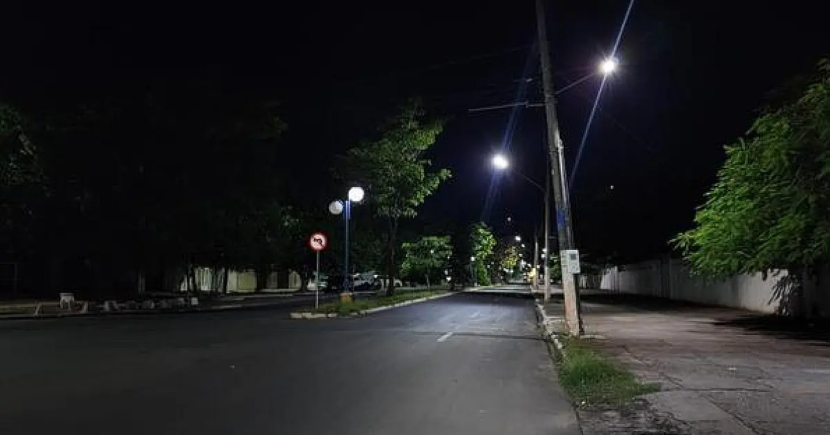 Vereador reivindica melhorias no sistema de iluminação da Rua Edu Rocha