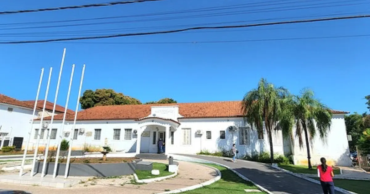 Médico denunciado por cobrar cirurgia do SUS é demitido em Corumbá