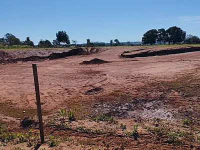 Dono de chácara é multado em R$ 1,5 mil por extração ilegal de minério de arenito