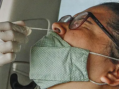 Saúde distribui 16,6 mil testes rápidos de antígeno para covid-19 à 57 municípios de MS