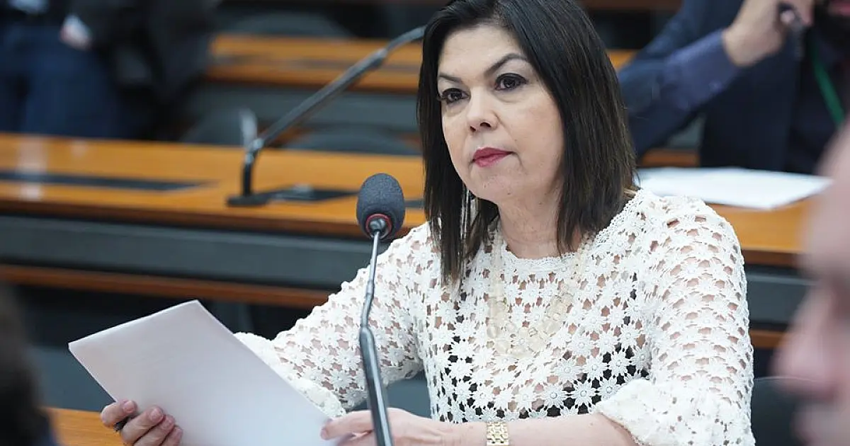 Bia Cavassa fala sobre mandato em Brasília e planos da carreira política
