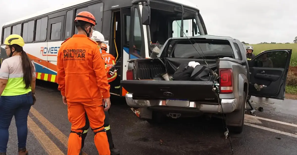 Motorista que ia pescar em Corumbá morre em colisão na MS-040