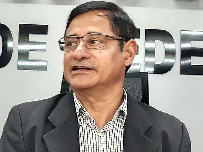 Vereador Roberto Façanha pede sinalização de pontos críticos no Rio Paraguai