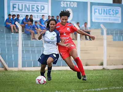 Estaduais feminino e de base entram na fase final