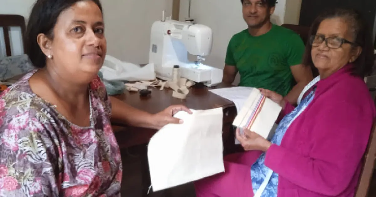 Moradores de comunidade em Miranda descobrem no corte e costura oportunidade de negócio