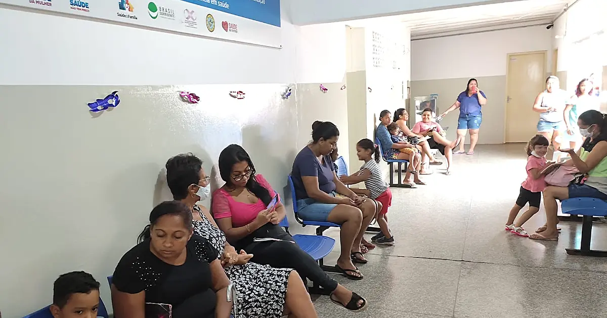 Ladário aplica 150 doses da vacina contra Covid em ação na Policlínica